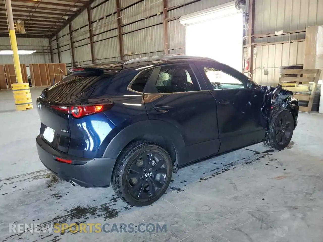 3 Photograph of a damaged car 3MVDMBBM0RM696465 MAZDA CX30 2024