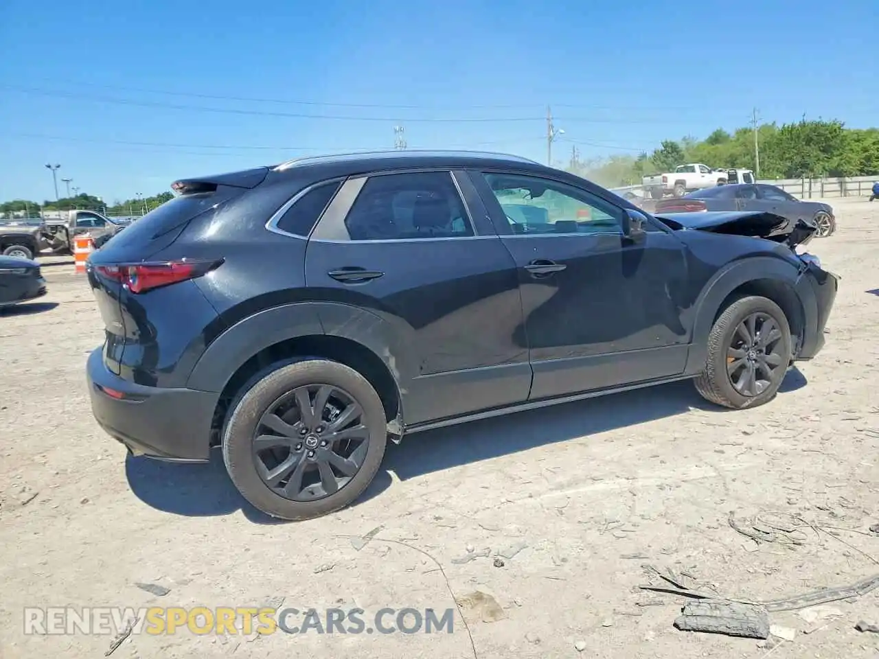 3 fotografías del automóvil dañado 3MVDMBBM0RM700529 MAZDA CX30 2024
