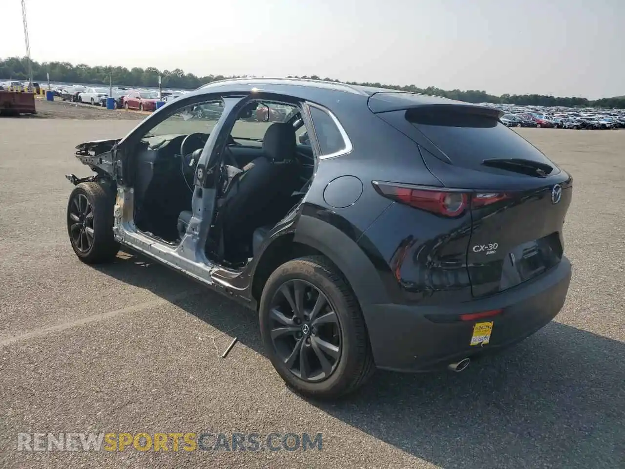 2 Photograph of a damaged car 3MVDMBBM1RM701754 MAZDA CX30 2024