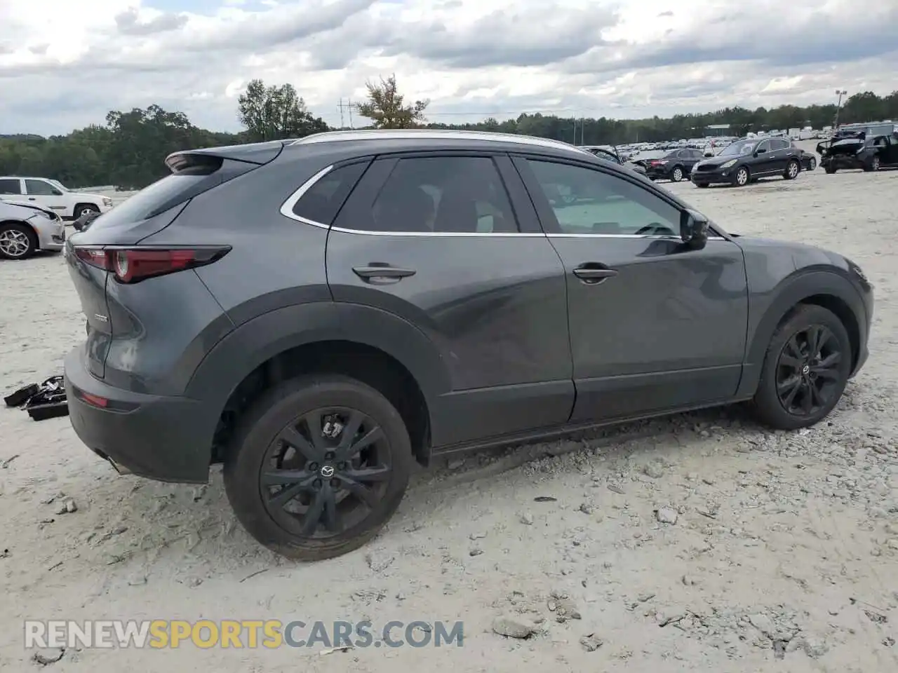 3 Photograph of a damaged car 3MVDMBBM2RM602666 MAZDA CX30 2024