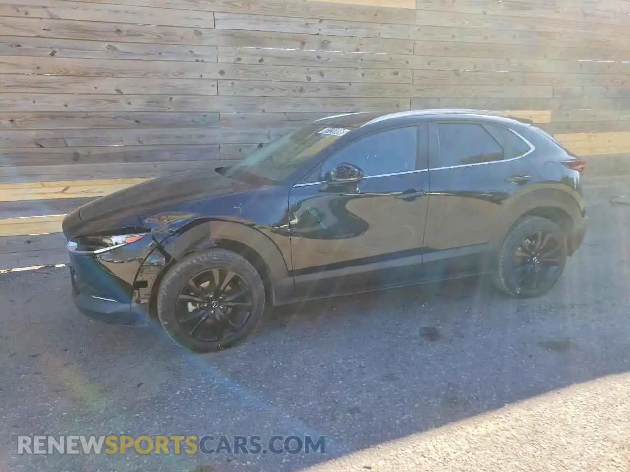 1 Photograph of a damaged car 3MVDMBBM2RM695978 MAZDA CX30 2024
