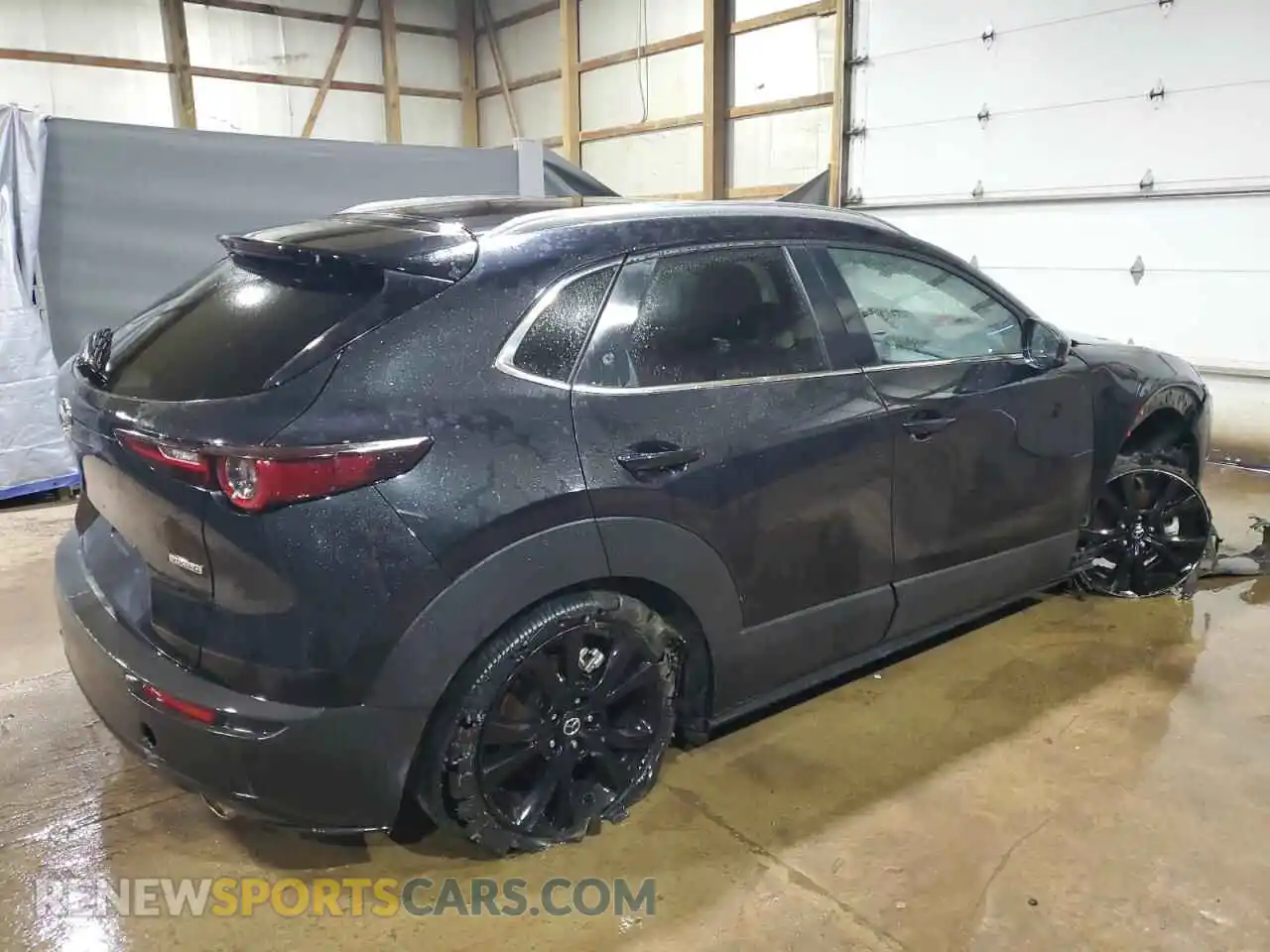 3 Photograph of a damaged car 3MVDMBBM3RM699375 MAZDA CX30 2024