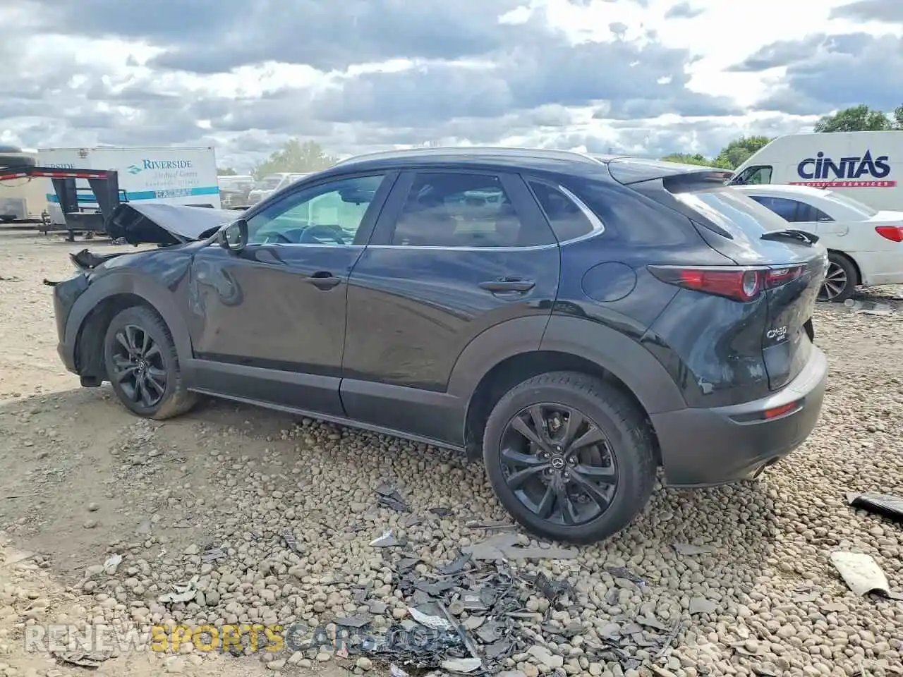 2 Photograph of a damaged car 3MVDMBBM5RM616948 MAZDA CX30 2024