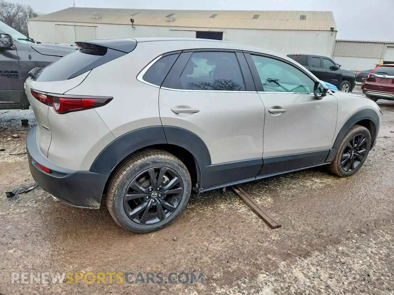 3 Photograph of a damaged car 3MVDMBBM7RM640278 MAZDA CX30 2024