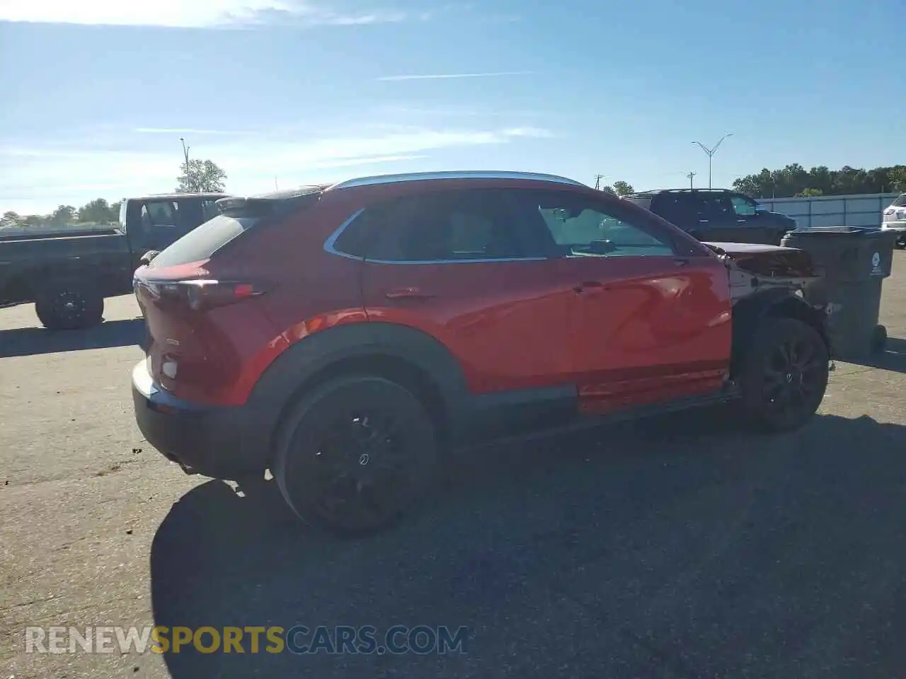 3 Photograph of a damaged car 3MVDMBBM9RM610103 MAZDA CX30 2024