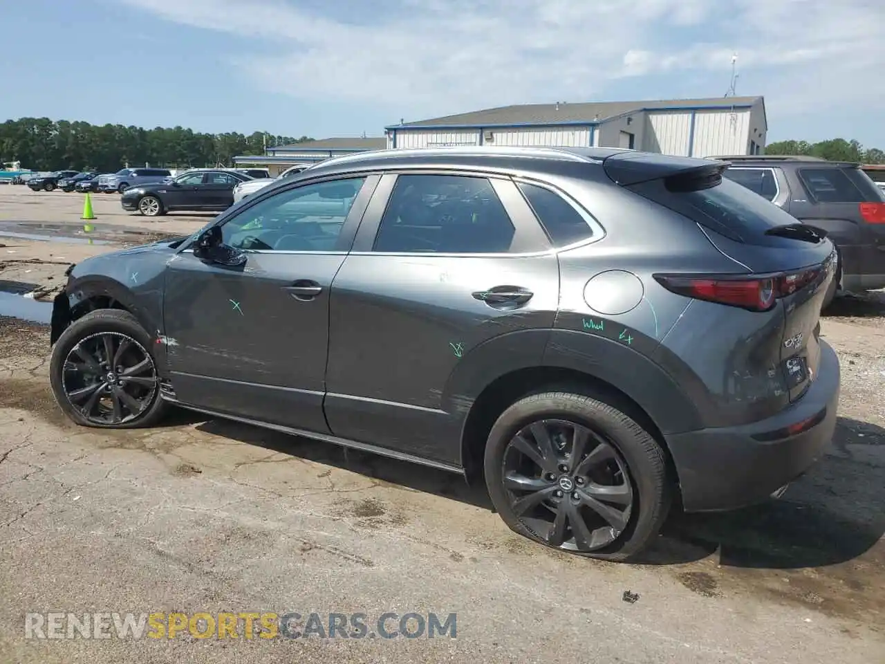 2 Photograph of a damaged car 3MVDMBBM9RM616337 MAZDA CX30 2024