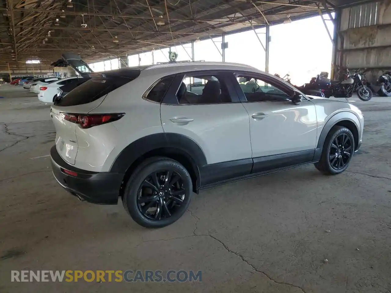 3 Photograph of a damaged car 3MVDMBBM9RM689949 MAZDA CX30 2024