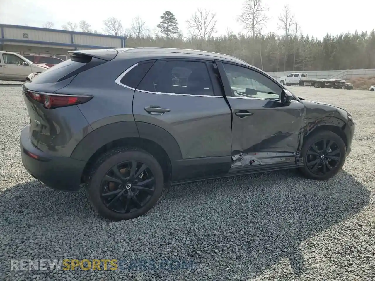 3 Photograph of a damaged car 3MVDMBBMXRM617657 MAZDA CX30 2024