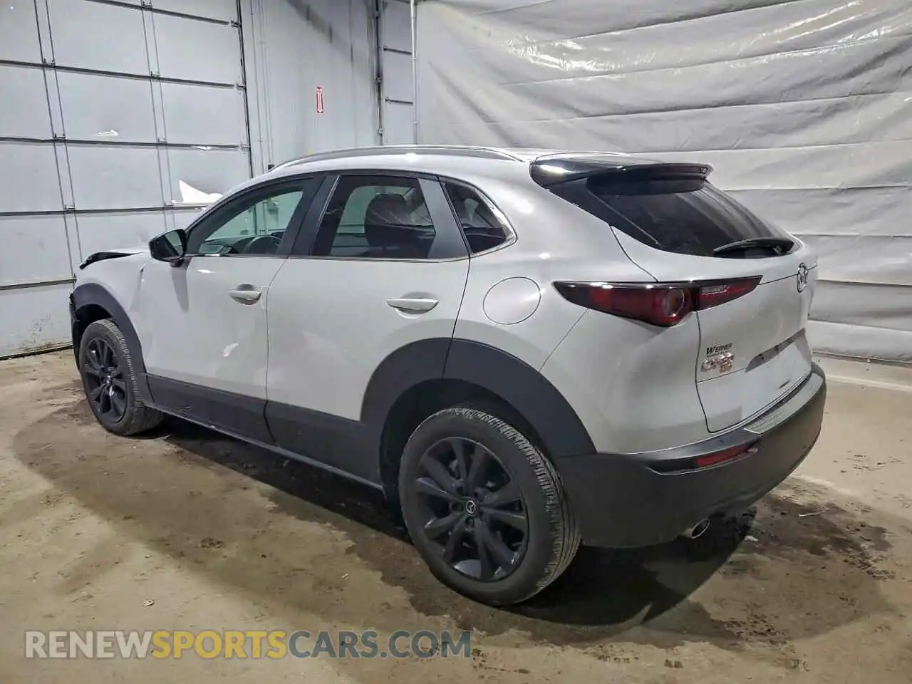 2 Photograph of a damaged car 3MVDMBBMXRM664011 MAZDA CX30 2024