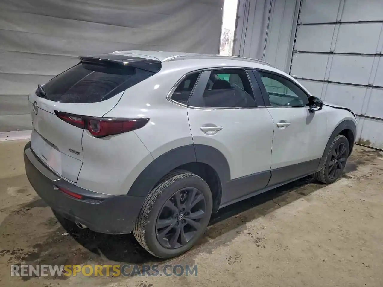 3 Photograph of a damaged car 3MVDMBBMXRM664011 MAZDA CX30 2024