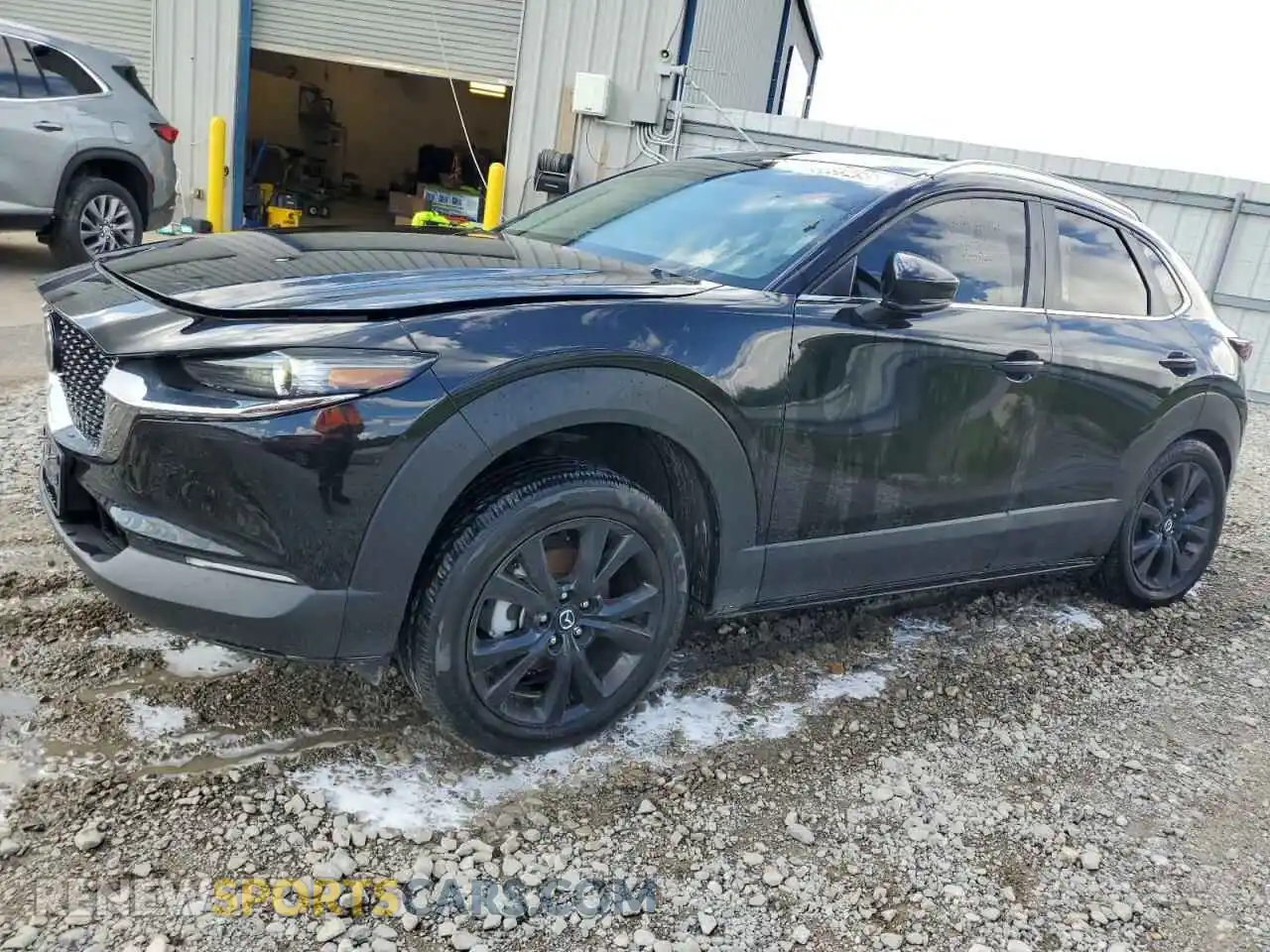 1 Photograph of a damaged car 3MVDMBBMXRM671783 MAZDA CX30 2024