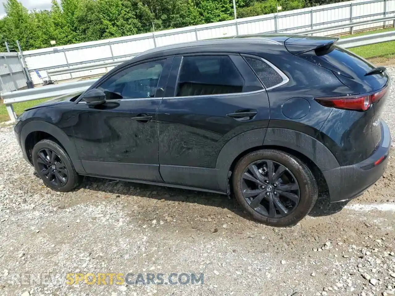 2 Photograph of a damaged car 3MVDMBBMXRM671783 MAZDA CX30 2024