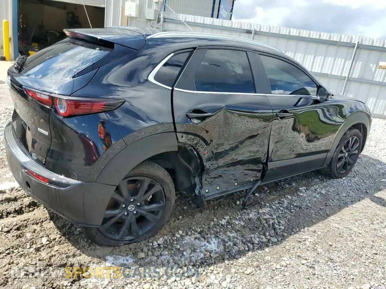3 Photograph of a damaged car 3MVDMBBMXRM671783 MAZDA CX30 2024