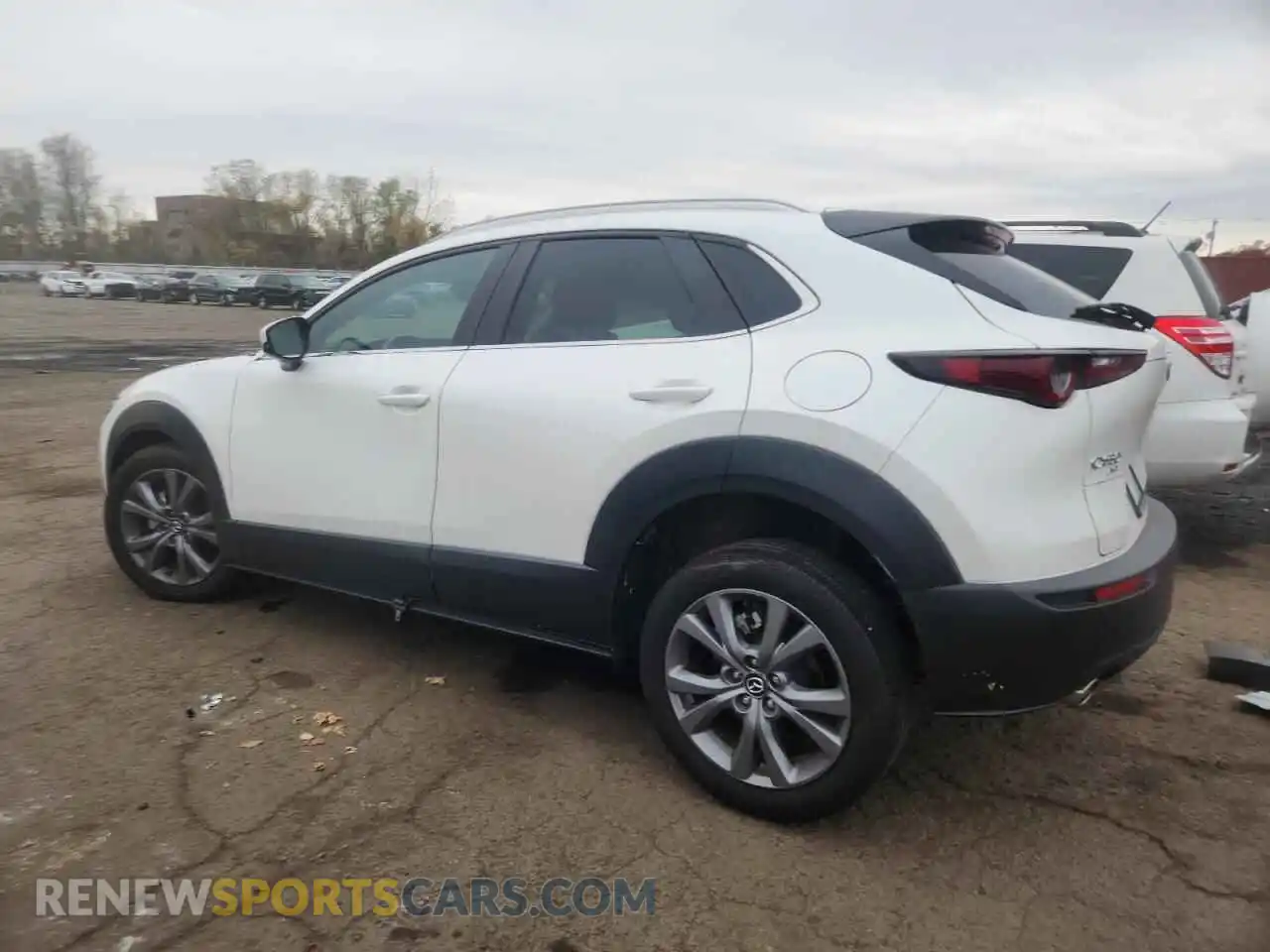2 Photograph of a damaged car 3MVDMBCM0RM644137 MAZDA CX30 2024