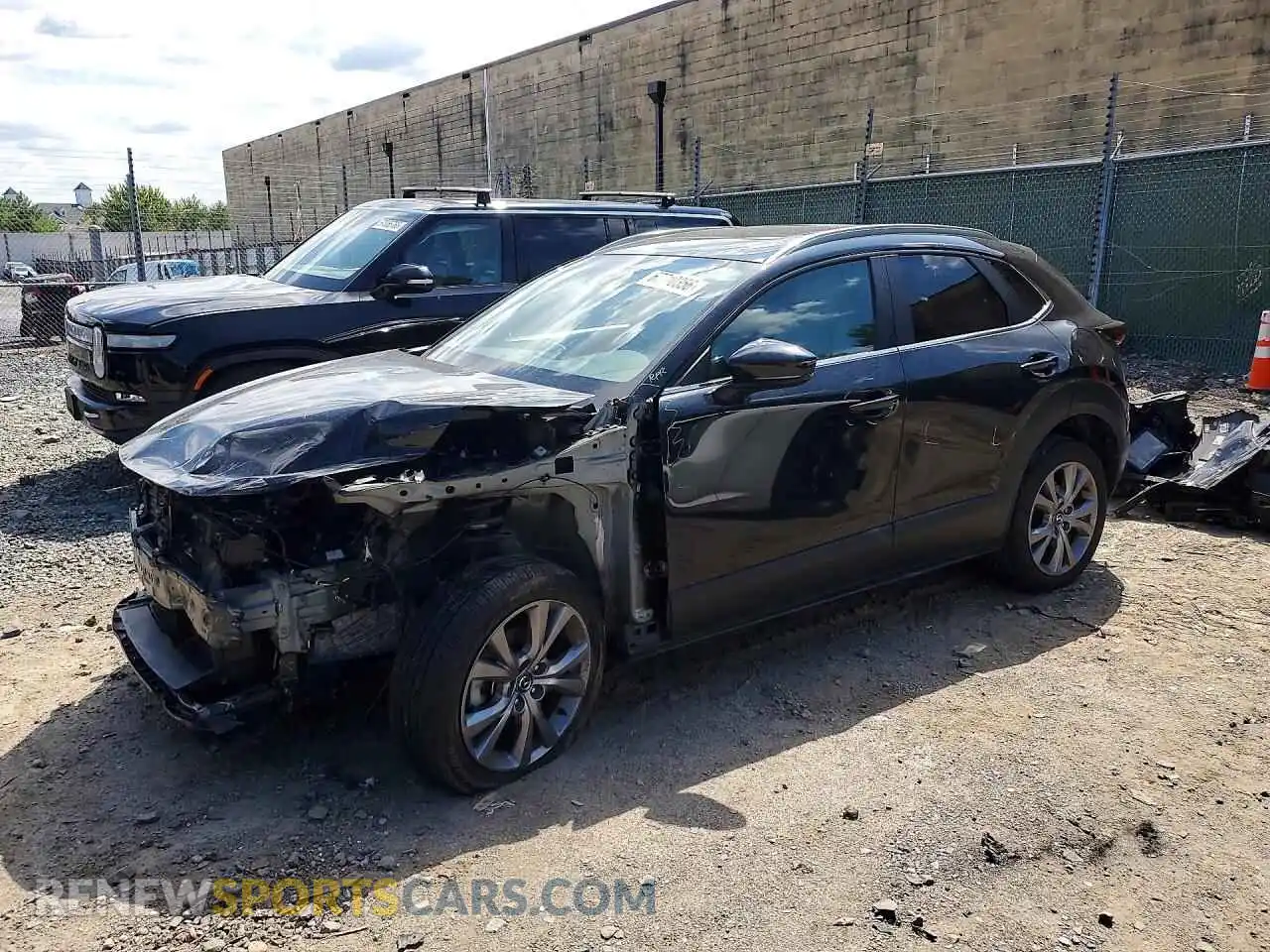 1 Photograph of a damaged car 3MVDMBCM2RM655124 MAZDA CX30 2024