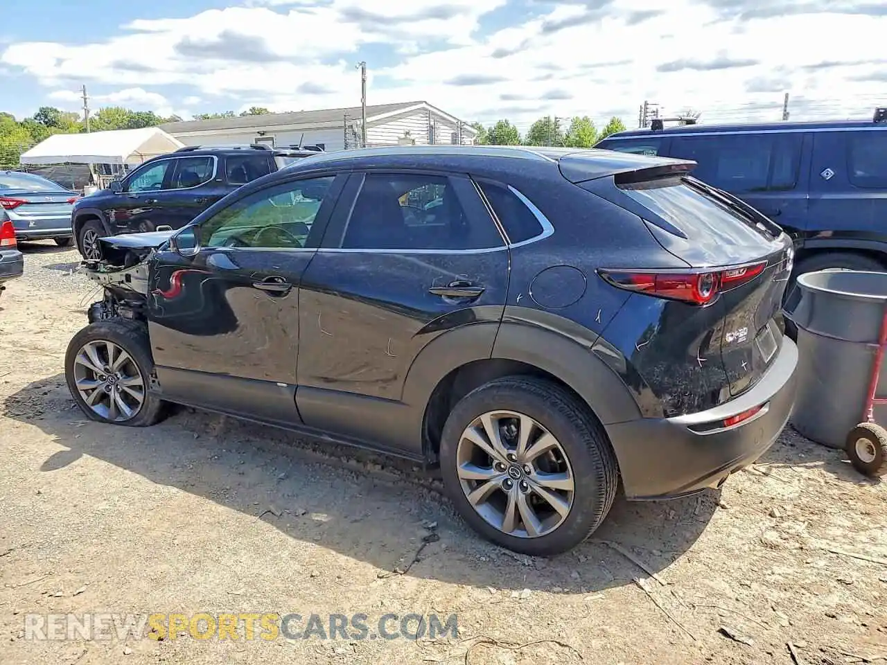 2 Photograph of a damaged car 3MVDMBCM2RM655124 MAZDA CX30 2024