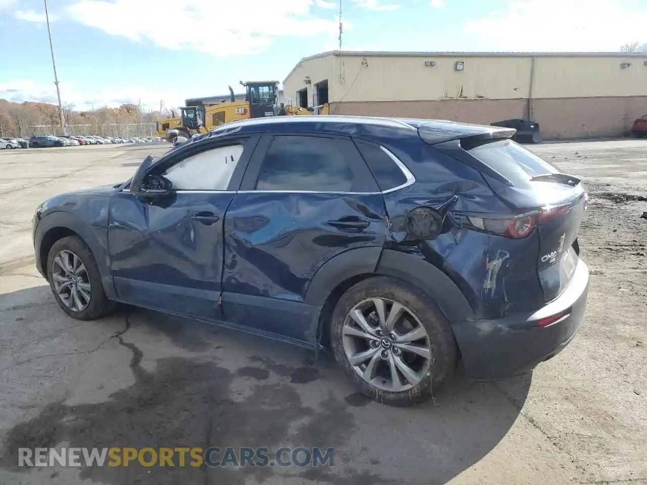 2 Photograph of a damaged car 3MVDMBCM6RM634616 MAZDA CX30 2024