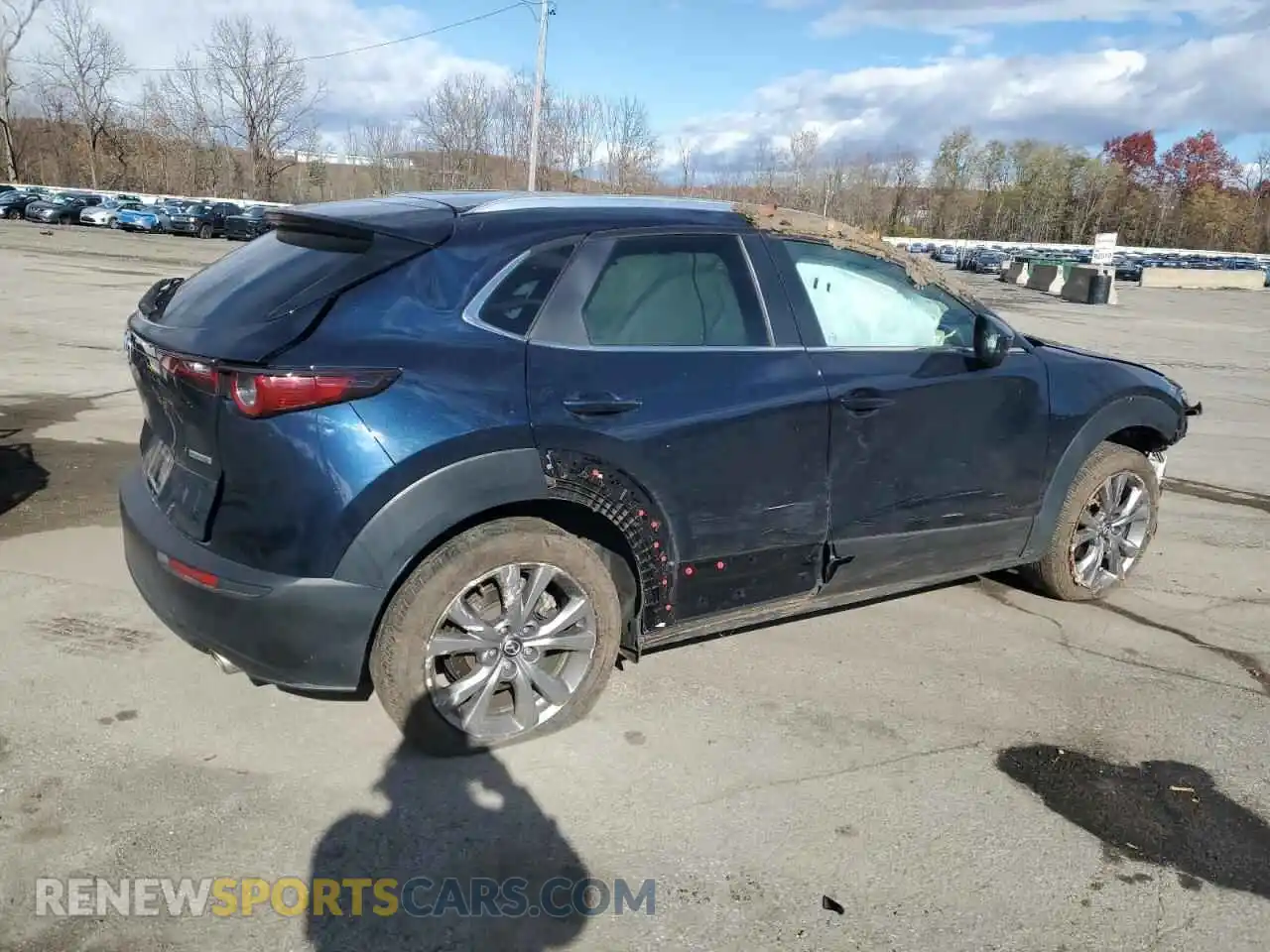 3 Photograph of a damaged car 3MVDMBCM6RM634616 MAZDA CX30 2024