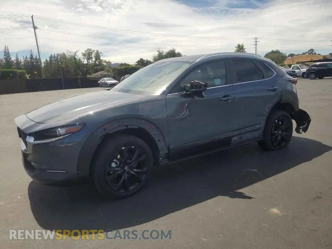 1 Photograph of a damaged car 3MVDMBCM8RM604422 MAZDA CX30 2024