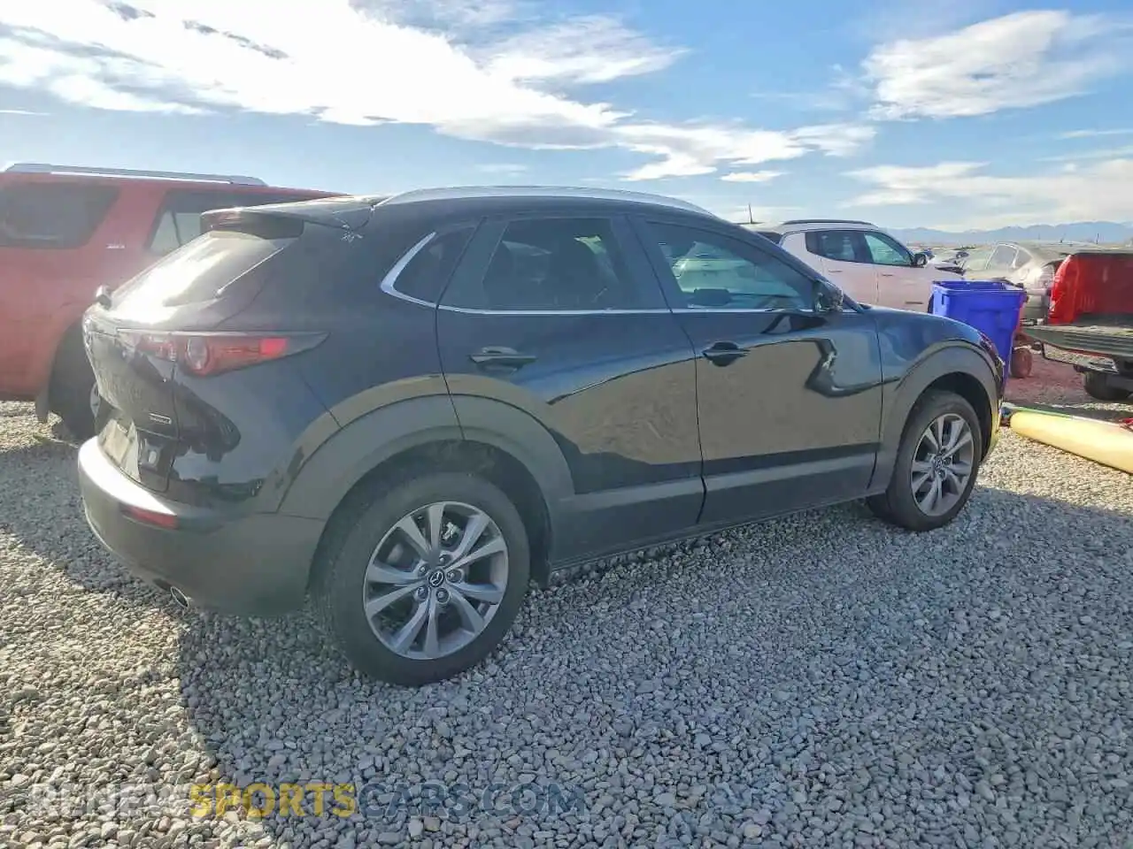 3 fotografías del automóvil dañado 3MVDMBCM8RM720008 MAZDA CX30 2024