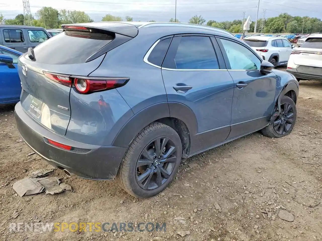 3 fotografías del automóvil dañado 3MVDMBCM9RM650518 MAZDA CX30 2024