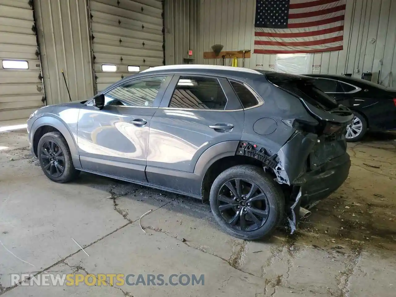 2 Photograph of a damaged car 3MVDMBCM9RM664466 MAZDA CX30 2024