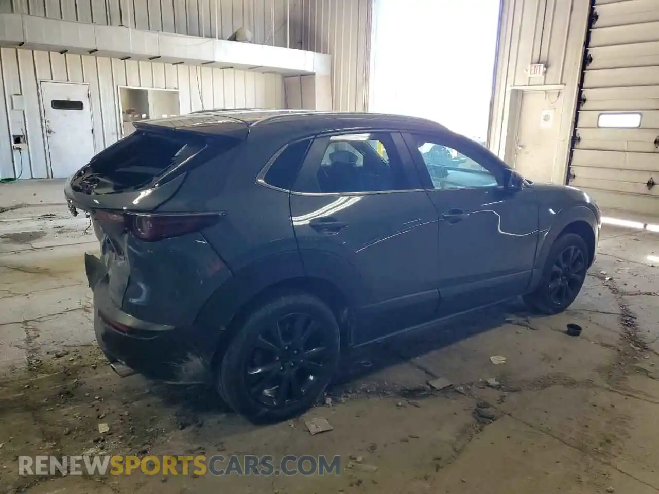 3 Photograph of a damaged car 3MVDMBCM9RM664466 MAZDA CX30 2024