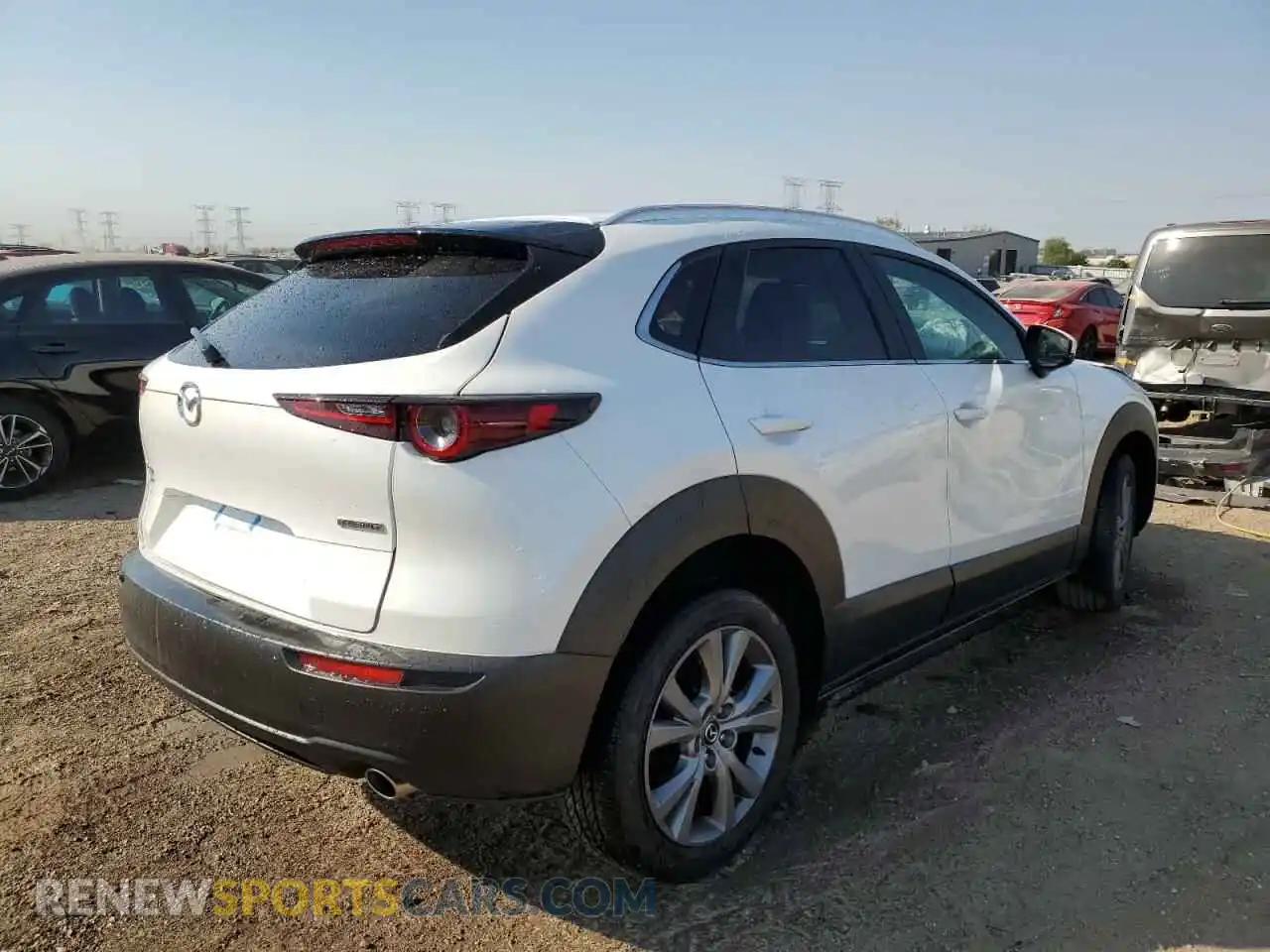 3 Photograph of a damaged car 3MVDMBCM9RM672115 MAZDA CX30 2024