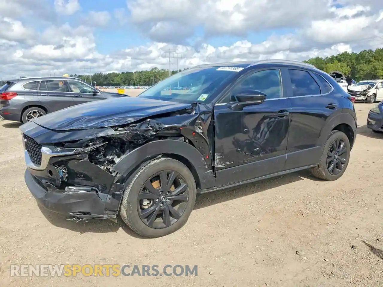 1 Photograph of a damaged car 3MVDMBCMXRM676996 MAZDA CX30 2024