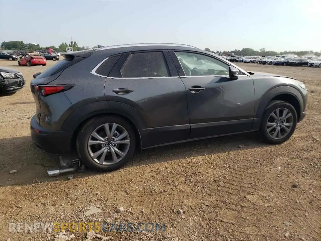 3 fotografías del automóvil dañado 3MVDMBDM0RM721443 MAZDA CX30 2024