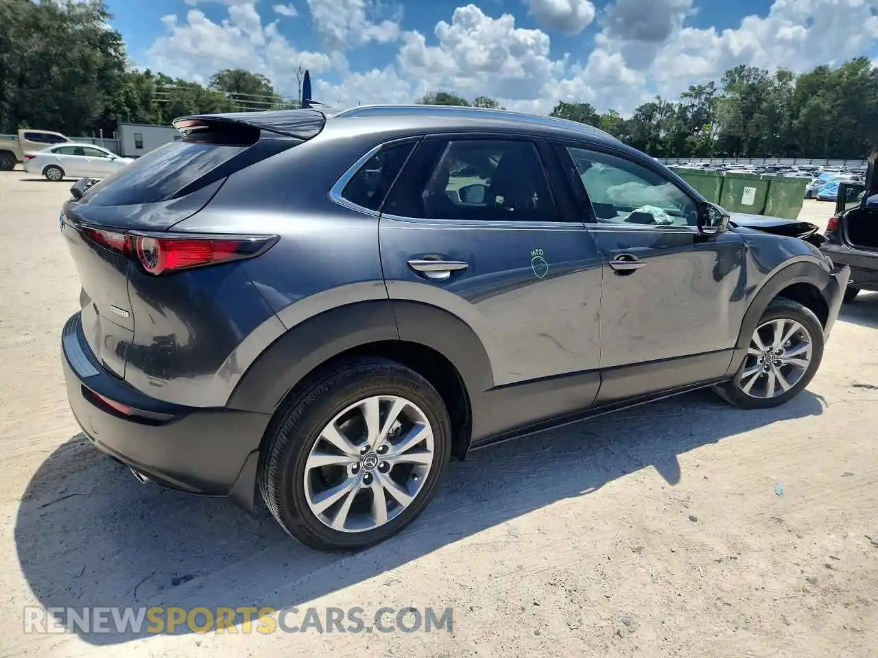 3 Photograph of a damaged car 3MVDMBDM1RM630486 MAZDA CX30 2024