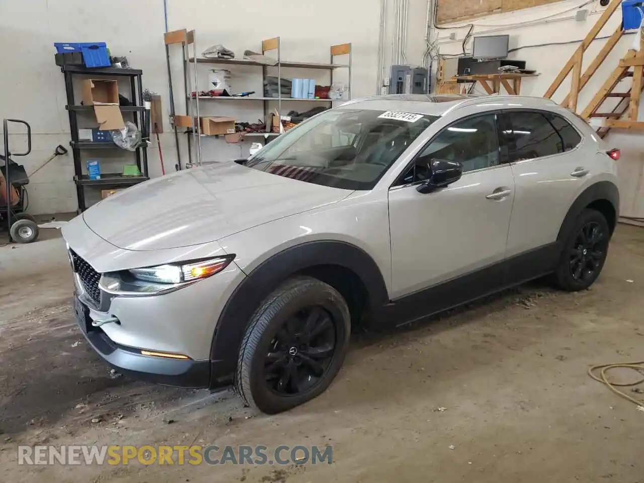 1 Photograph of a damaged car 3MVDMBDY7RM637008 MAZDA CX30 2024