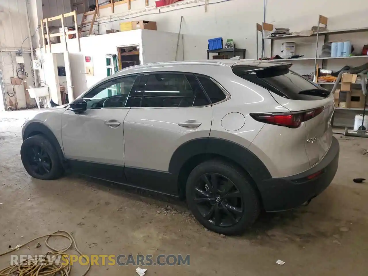 2 Photograph of a damaged car 3MVDMBDY7RM637008 MAZDA CX30 2024
