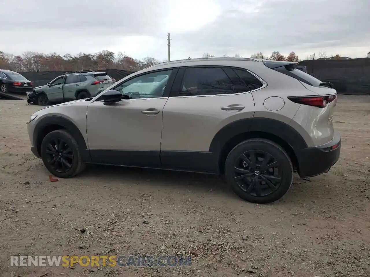 2 Photograph of a damaged car 3MVDMBEY8RM617557 MAZDA CX30 2024