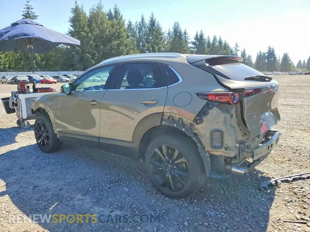 2 Photograph of a damaged car 3MVDMBXY1RM668007 MAZDA CX30 2024