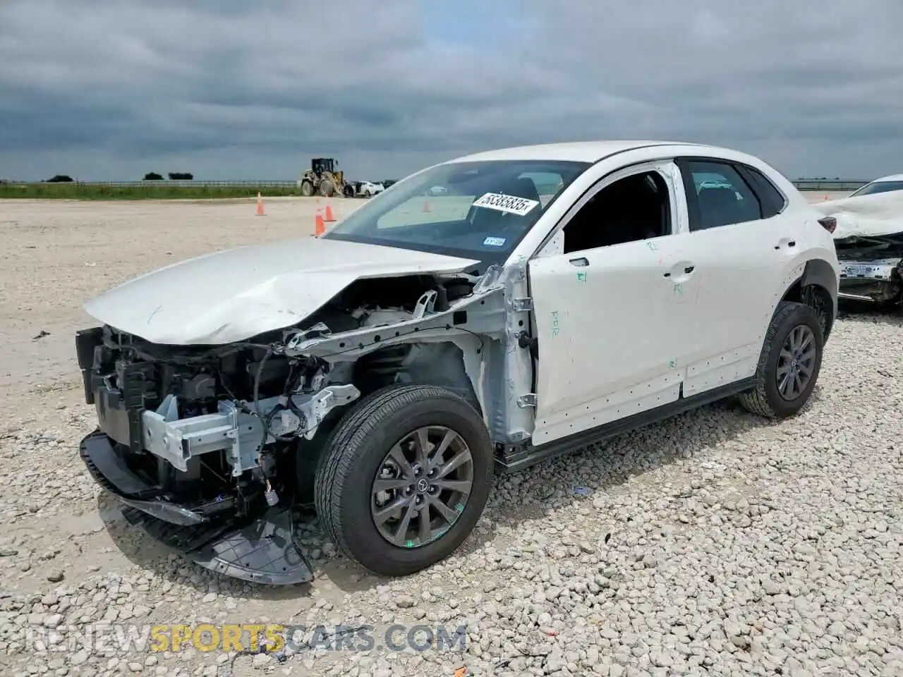 1 Photograph of a damaged car 3MVDMBAM1SM762772 MAZDA CX30 2025