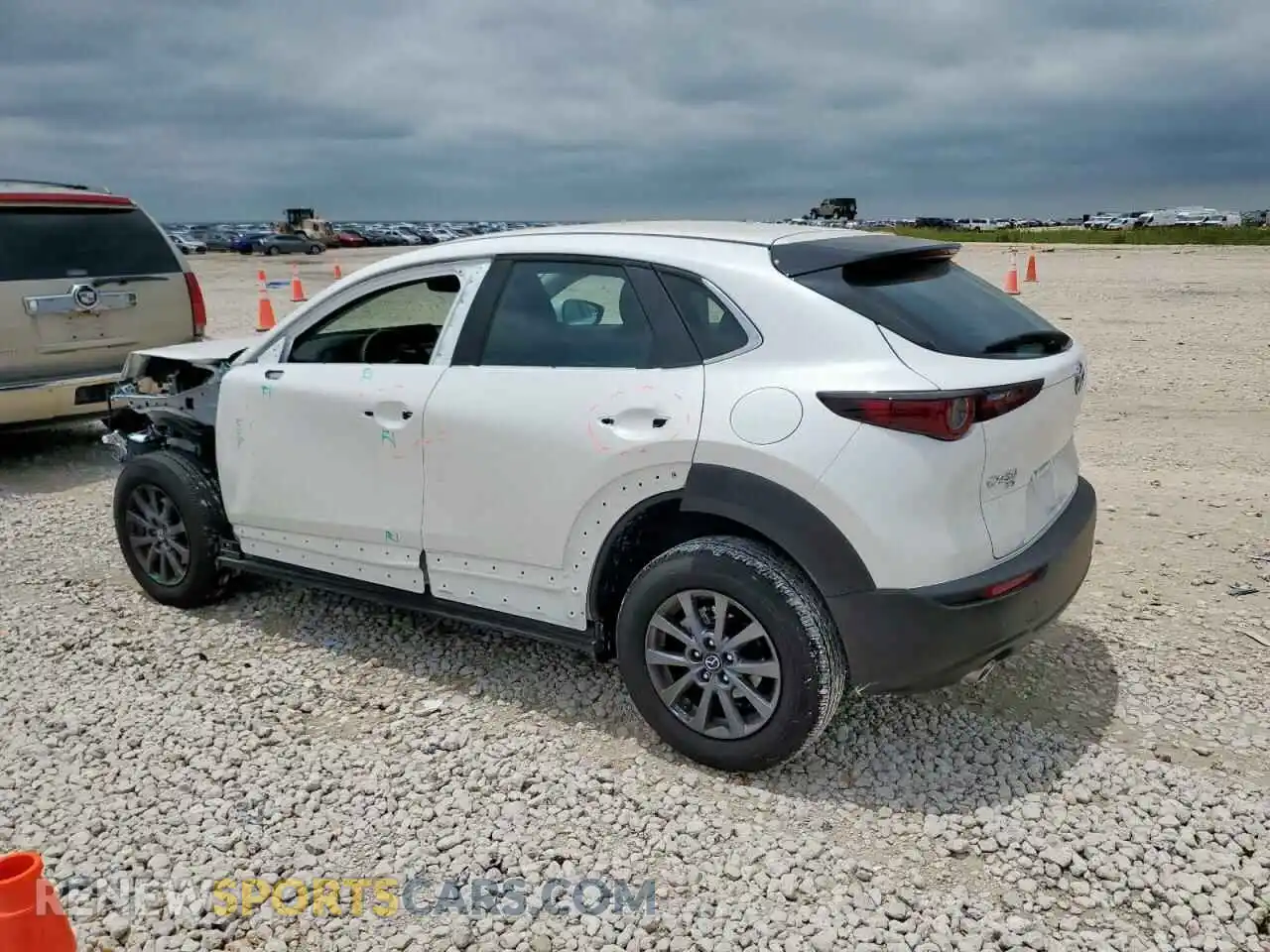 2 Photograph of a damaged car 3MVDMBAM1SM762772 MAZDA CX30 2025
