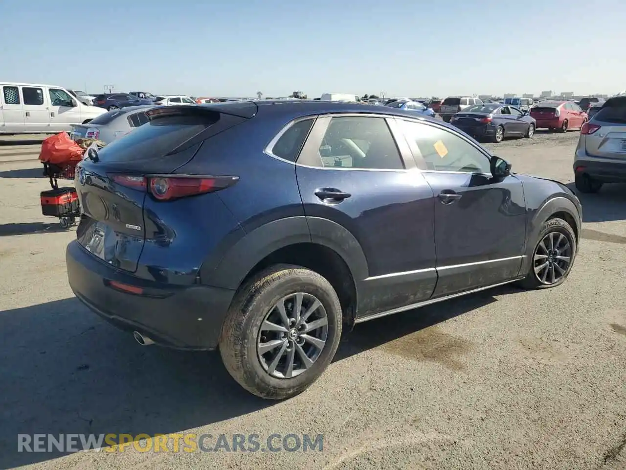 3 Photograph of a damaged car 3MVDMBAM6SM778739 MAZDA CX30 2025