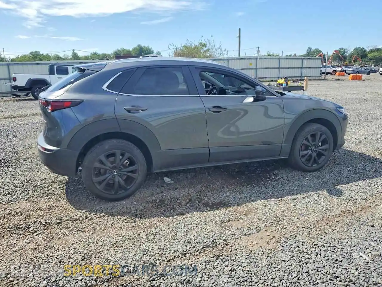 3 Фотография поврежденного автомобиля 3MVDMBBM0SM760767 MAZDA CX30 2025
