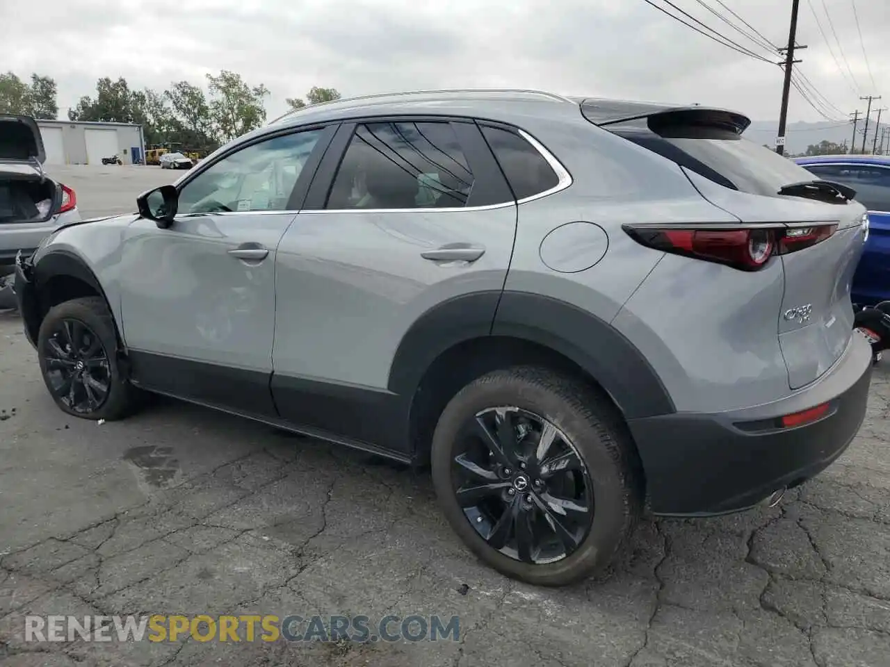2 Photograph of a damaged car 3MVDMBBM3SM771780 MAZDA CX30 2025