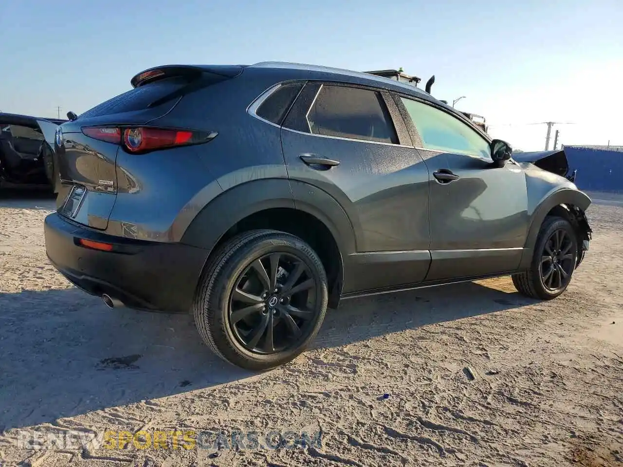 3 Photograph of a damaged car 3MVDMBBM3SM822663 MAZDA CX30 2025