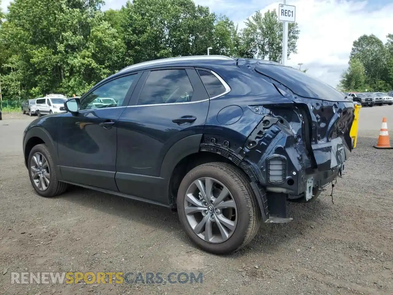 2 Photograph of a damaged car 3MVDMBCM0SM824241 MAZDA CX30 2025