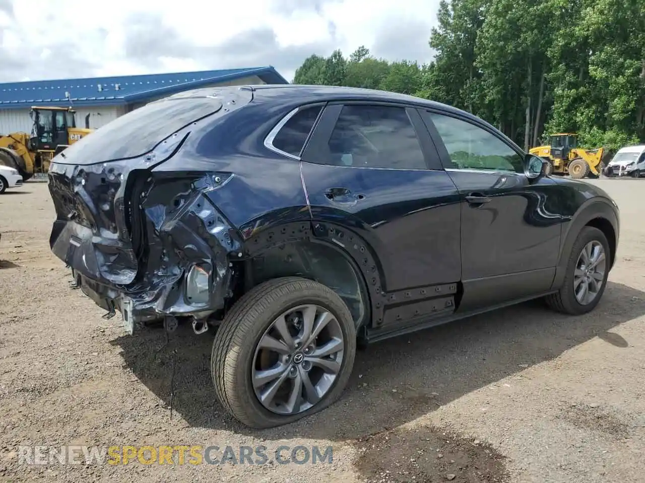 3 Photograph of a damaged car 3MVDMBCM0SM824241 MAZDA CX30 2025