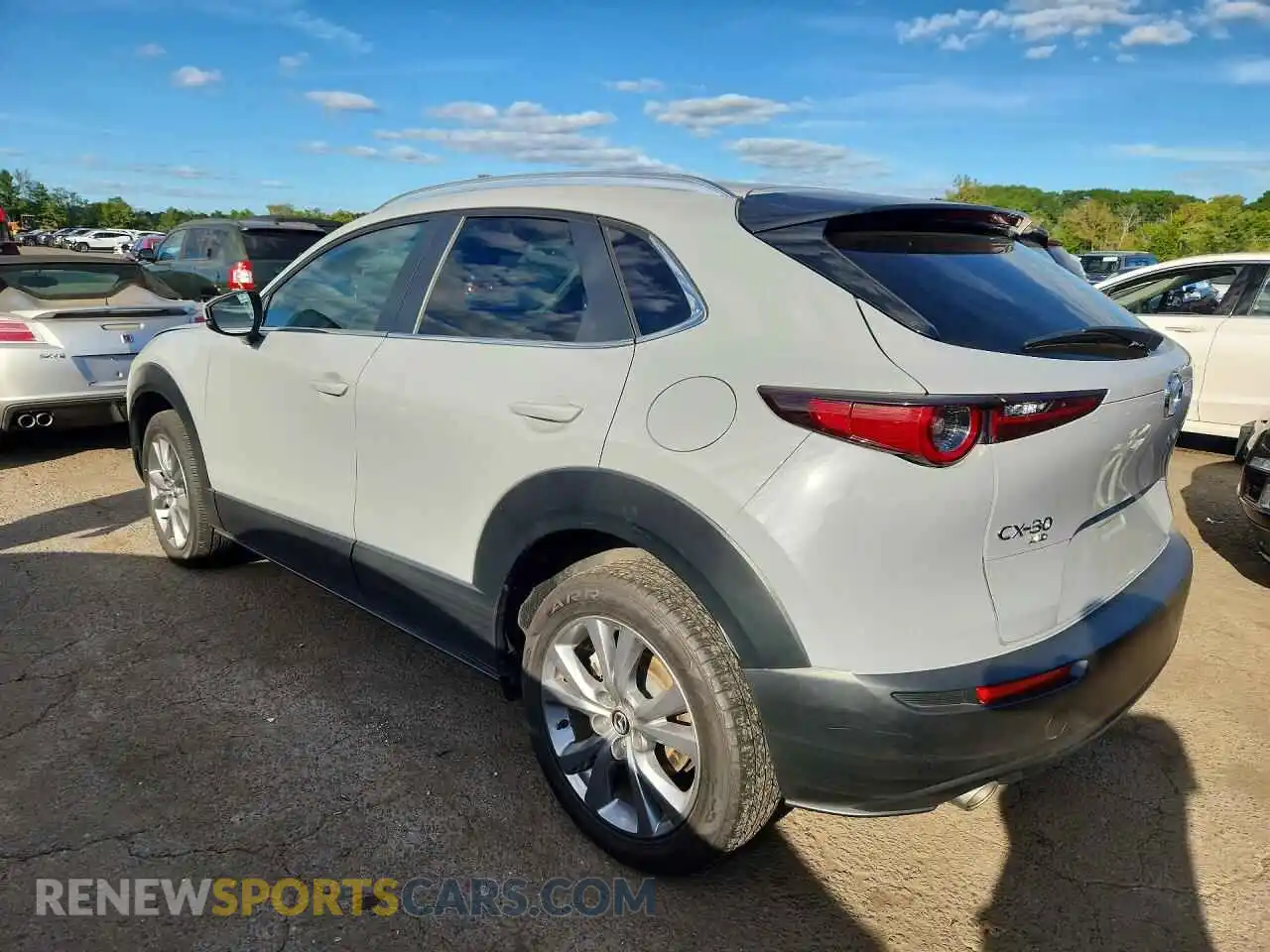 2 Фотография поврежденного автомобиля 3MVDMBCM1SM754118 MAZDA CX30 2025
