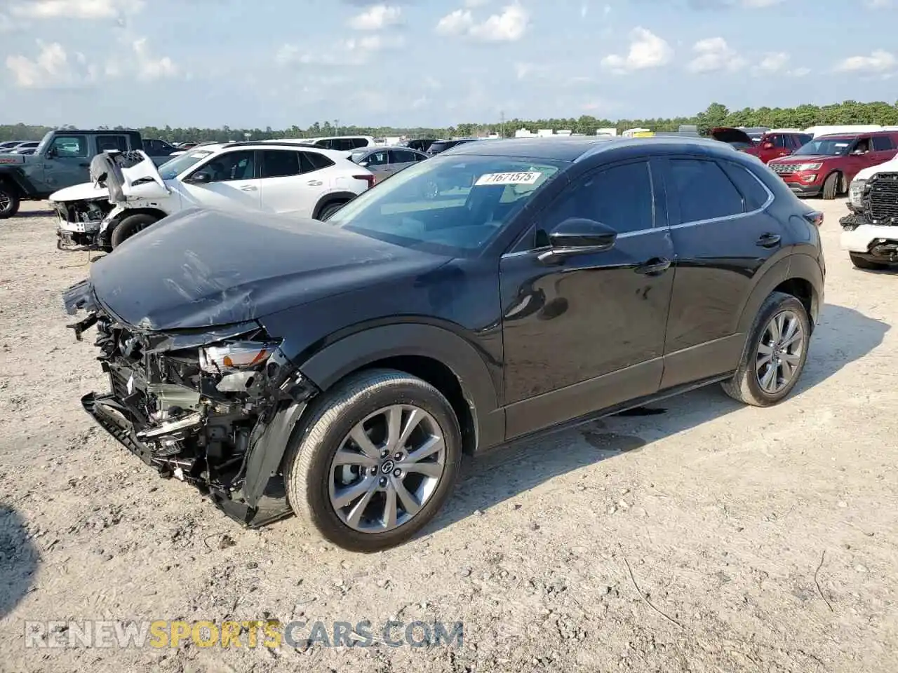 1 Photograph of a damaged car 3MVDMBCM8SM851168 MAZDA CX30 2025