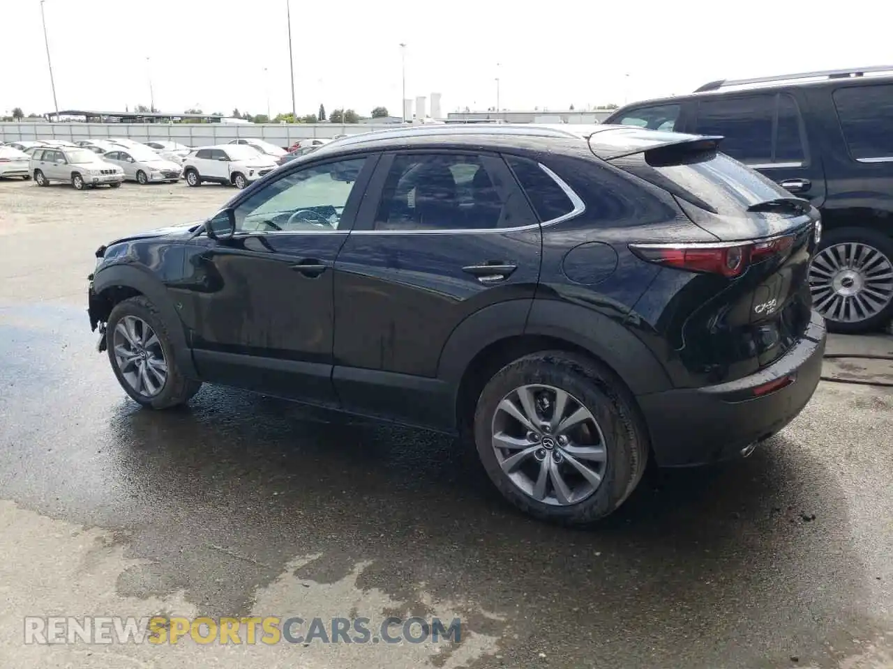 2 Photograph of a damaged car 3MVDMBCMXSM799736 MAZDA CX30 2025