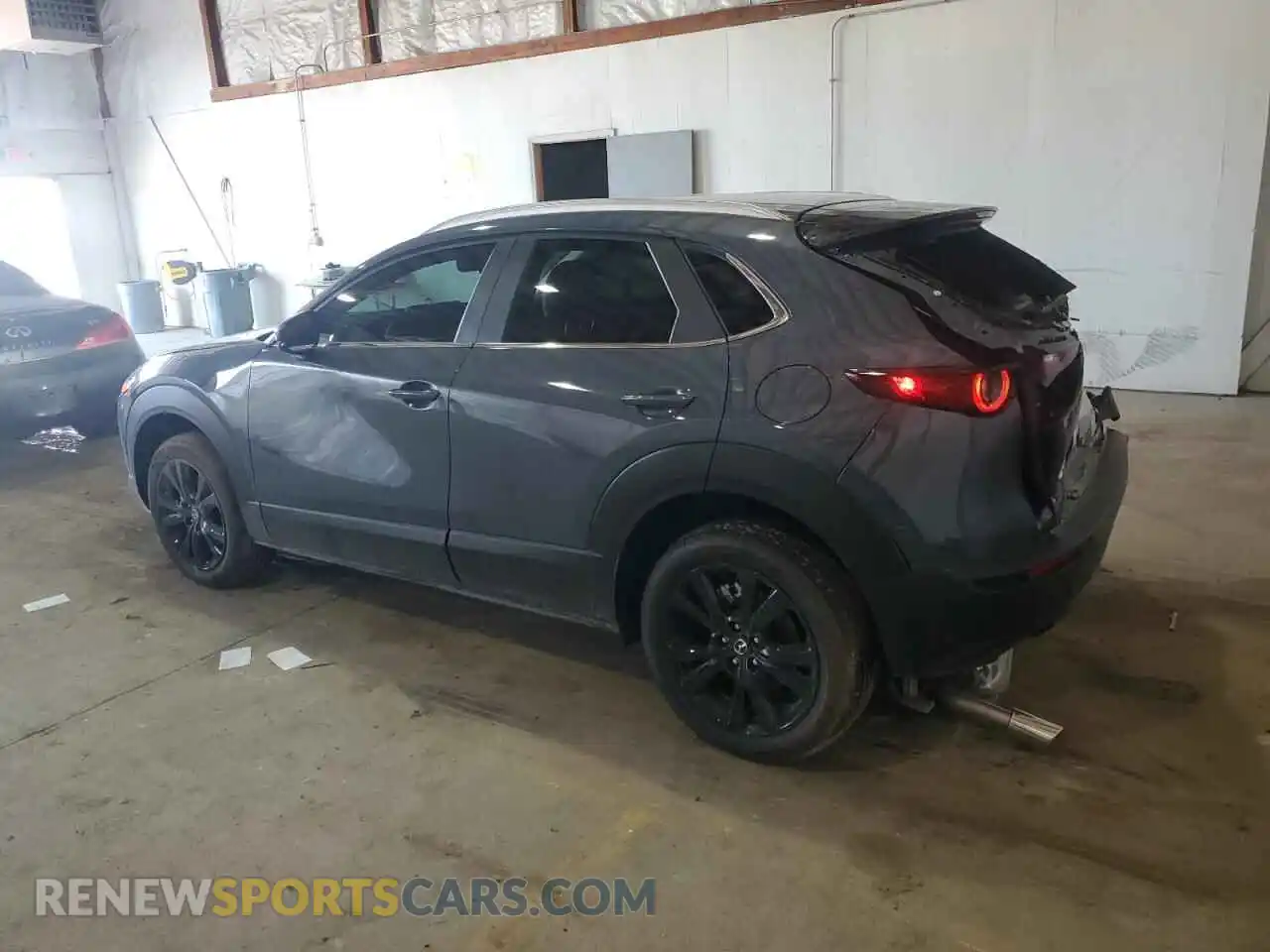 2 Photograph of a damaged car 3MVDMBCMXSM832007 MAZDA CX30 2025