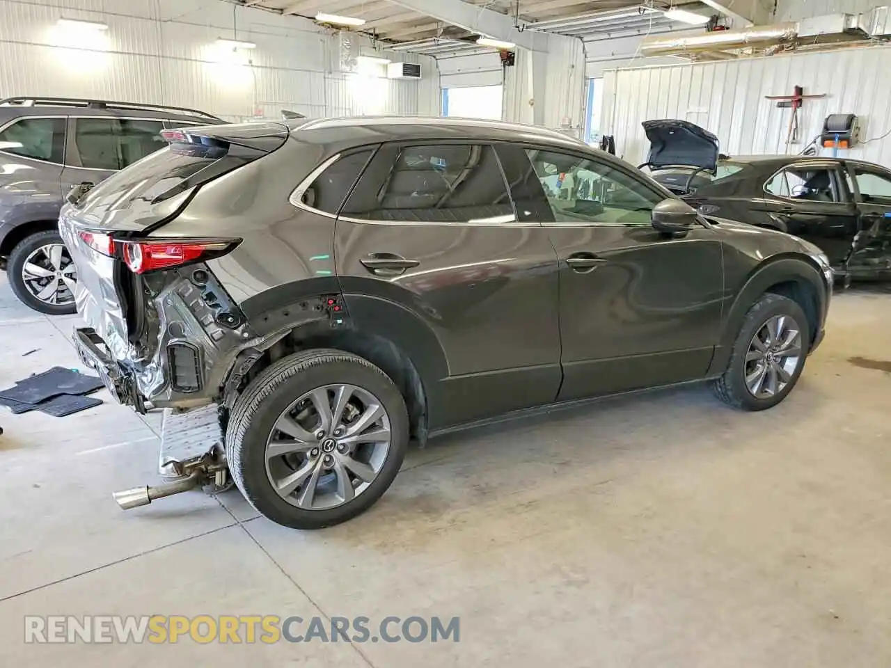 3 Photograph of a damaged car 3MVDMBDM0SM792258 MAZDA CX30 2025