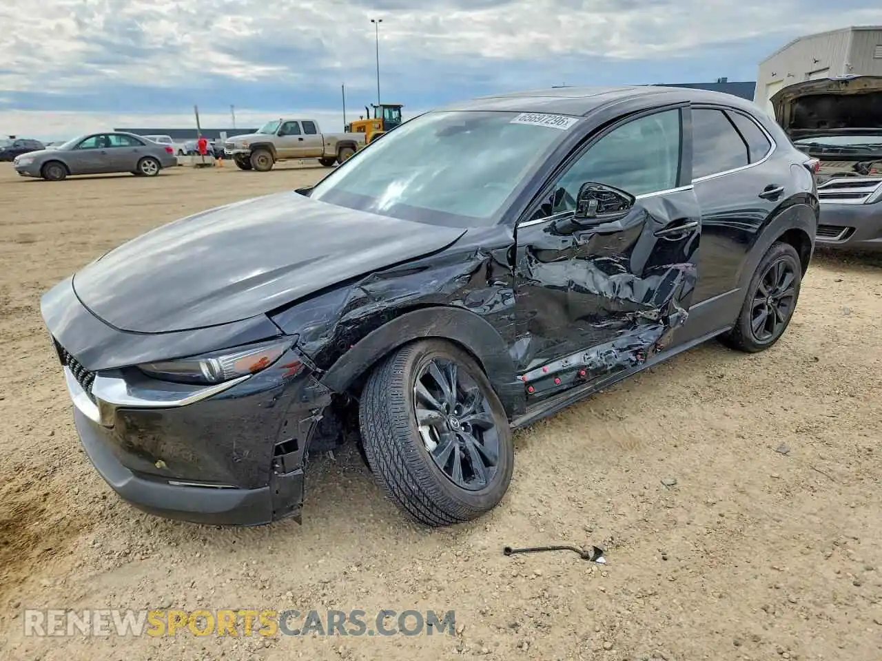 1 Photograph of a damaged car 3MVDMBDMXSM860646 MAZDA CX30 2025