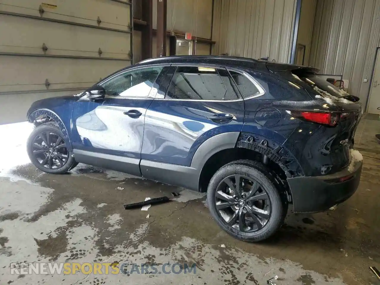 2 Photograph of a damaged car 3MVDMBDY9SM770147 MAZDA CX30 2025